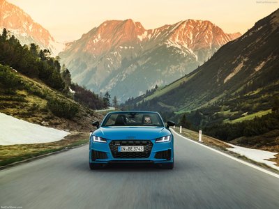 Audi TTS Roadster competition plus 2021 calendar