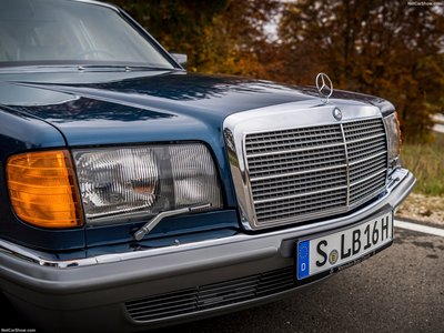 Mercedes-Benz 500 SEL W126 1979 Mouse Pad 1449290