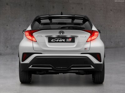 Toyota C-HR GR Sport 2021 canvas poster
