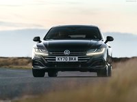 Volkswagen Arteon Shooting Brake [UK] 2021 Mouse Pad 1454409
