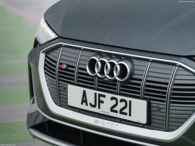 Audi e-tron S Sportback [UK] 2021 tote bag #1454505