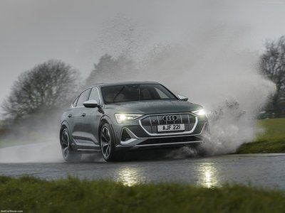 Audi e-tron S Sportback [UK] 2021 tote bag #1454524