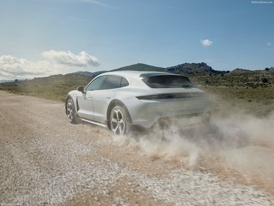 Porsche Taycan 4S Cross Turismo 2022 mouse pad