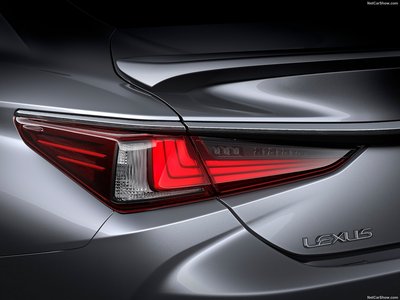 Lexus ES 2022 Poster 1462345