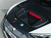 Audi e-tron GT quattro [UK] 2022 hoodie #1462476