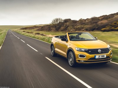 Volkswagen T-Roc Cabriolet [UK] 2020 Poster with Hanger