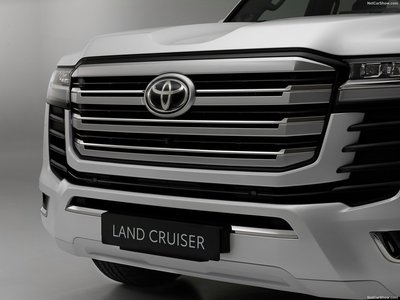 Toyota Land Cruiser 2022 Poster 1465555