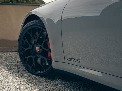Porsche 911 Targa 4 GTS 2022 poster