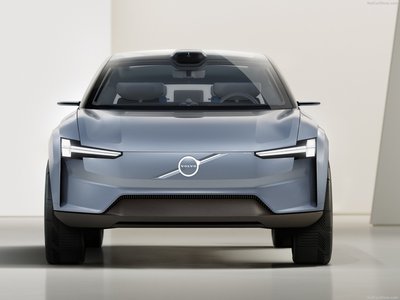 Volvo Recharge Concept 2021 calendar