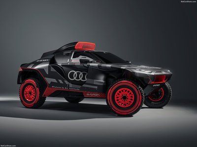 Audi RS Q e-tron Dakar Rally 2022 mug