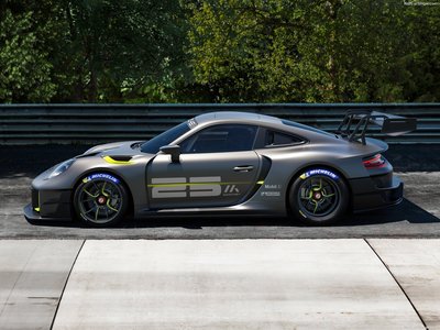 Porsche 911 GT2 RS Clubsport 25 2022 tote bag