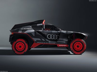 Audi RS Q e-tron Dakar Rally 2022 Mouse Pad 1475515