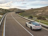Porsche 911 Targa 4 GTS 2022 Longsleeve T-shirt #1476131