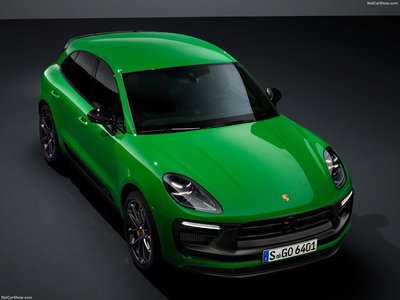 Porsche Macan GTS 2022 Poster 1477552