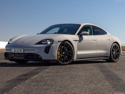 Porsche Taycan GTS 2022 calendar