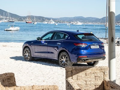 Maserati Levante Hybrid 2021 puzzle 1484371