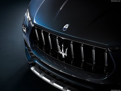 Maserati Levante Hybrid 2021 stickers 1484380