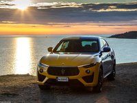 Maserati Levante Hybrid 2021 stickers 1484526