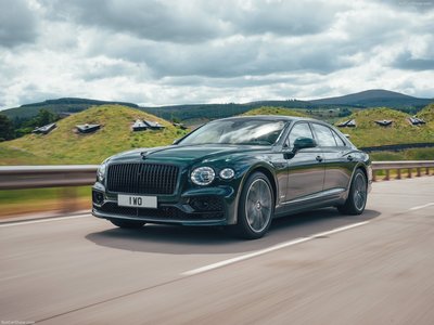 Bentley Flying Spur Hybrid 2022 Mouse Pad 1489252