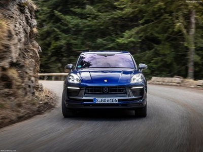 Porsche Macan T 2022 Poster 1499309