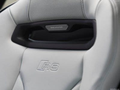 Audi R8 V10 performance RWD [UK] 2022 tote bag