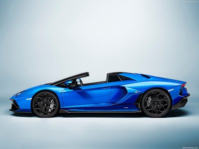 Lamborghini Aventador LP780-4 Ultimae Roadster 2022 Poster 1505133