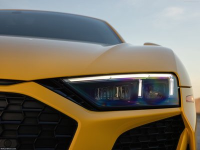 Audi R8 Coupe [US] 2022 Mouse Pad 1513563
