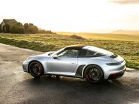 Porsche 911 Targa 4 GTS 2022 hoodie #1516384