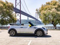 Mini Cooper SE Convertible Concept 2022 Sweatshirt #1518972