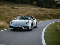 Porsche 911 Targa 4 GTS 2022 Longsleeve T-shirt #1522357
