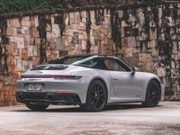 Porsche 911 Targa 4 GTS 2022 Longsleeve T-shirt #1522370