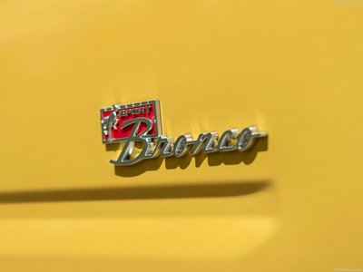Ford Bronco Sport Heritage Edition 2023 metal framed poster