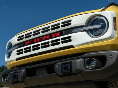 Ford Bronco Heritage Edition 2023 poster