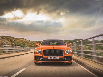 Bentley Flying Spur Speed 2023 canvas poster