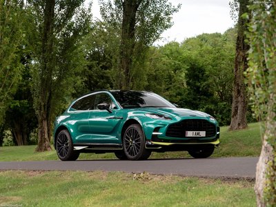 Aston Martin DBX707 Q 2022 F1 Green 2023 Poster 1528395