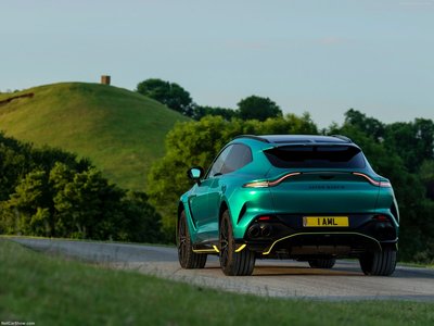 Aston Martin DBX707 Q 2022 F1 Green 2023 mug #1528403