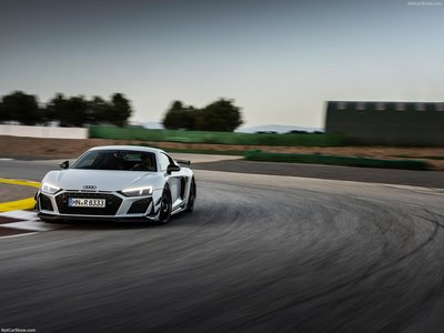 Audi R8 Coupe V10 GT RWD 2023 Poster 1532287