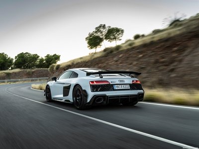 Audi R8 Coupe V10 GT RWD 2023 puzzle 1532295
