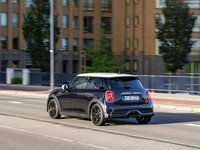 Mini Cooper S 3-door Resolute Edition (2022 Poster 1537032
