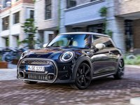 Mini Cooper S 3-door Resolute Edition (2022 hoodie #1537047
