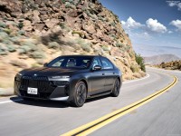 BMW i7 xDrive60 [US] 2023 Mouse Pad 1539596
