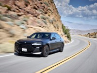 BMW i7 xDrive60 [US] 2023 Poster 1539600