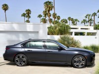 BMW i7 xDrive60 [US] 2023 Longsleeve T-shirt #1539623