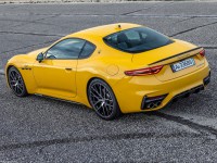 Maserati GranTurismo 2023 Mouse Pad 1544135