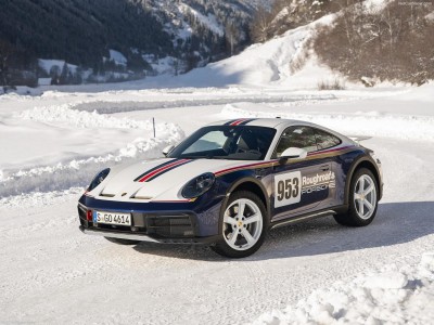 Porsche 911 Dakar Rallye Design Package 2023 calendar
