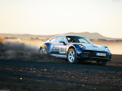 Porsche 911 Dakar Rallye Design Package 2023 Mouse Pad 1545561