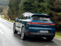 Porsche Cayenne 2024 Mouse Pad 1552788