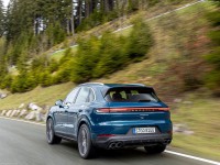 Porsche Cayenne 2024 tote bag #1552796