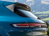 Porsche Cayenne 2024 Mouse Pad 1552844