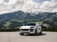 Porsche Cayenne E-Hybrid 2024 Sweatshirt #1552861